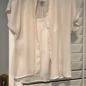 2 pice Worthington women’s blouse